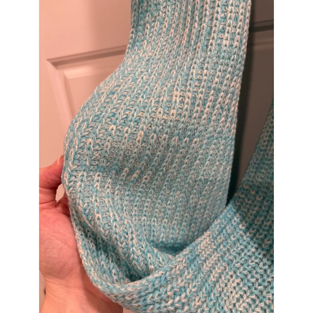 Hitwear infinity scarf